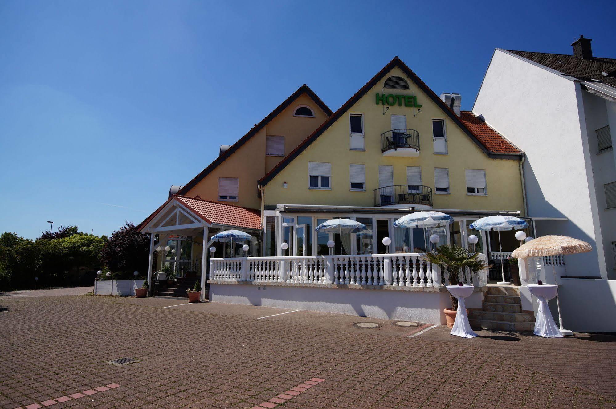 Hotel Bauschheimer Hof Rüsselsheim Eksteriør bilde