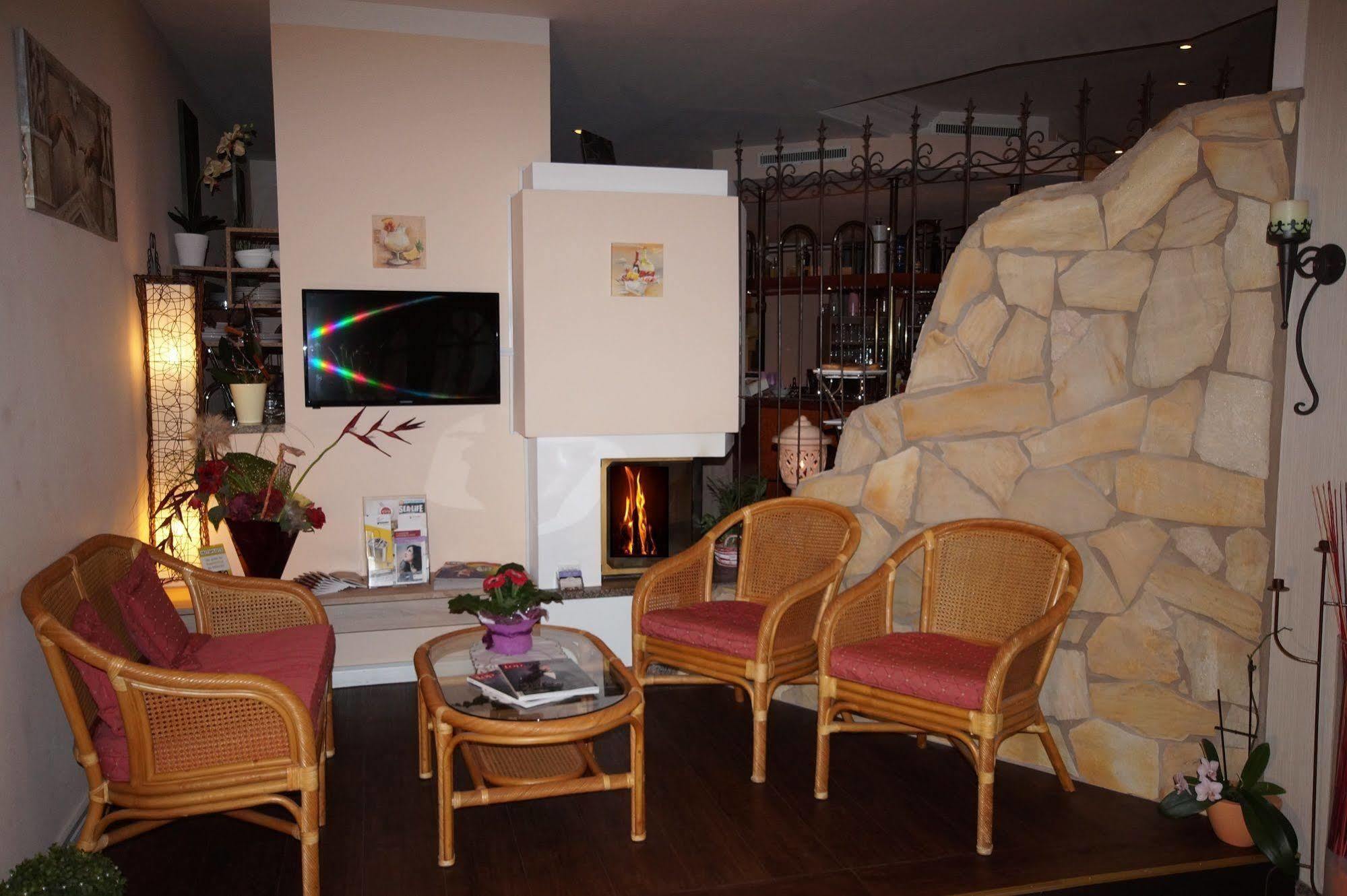 Hotel Bauschheimer Hof Rüsselsheim Eksteriør bilde